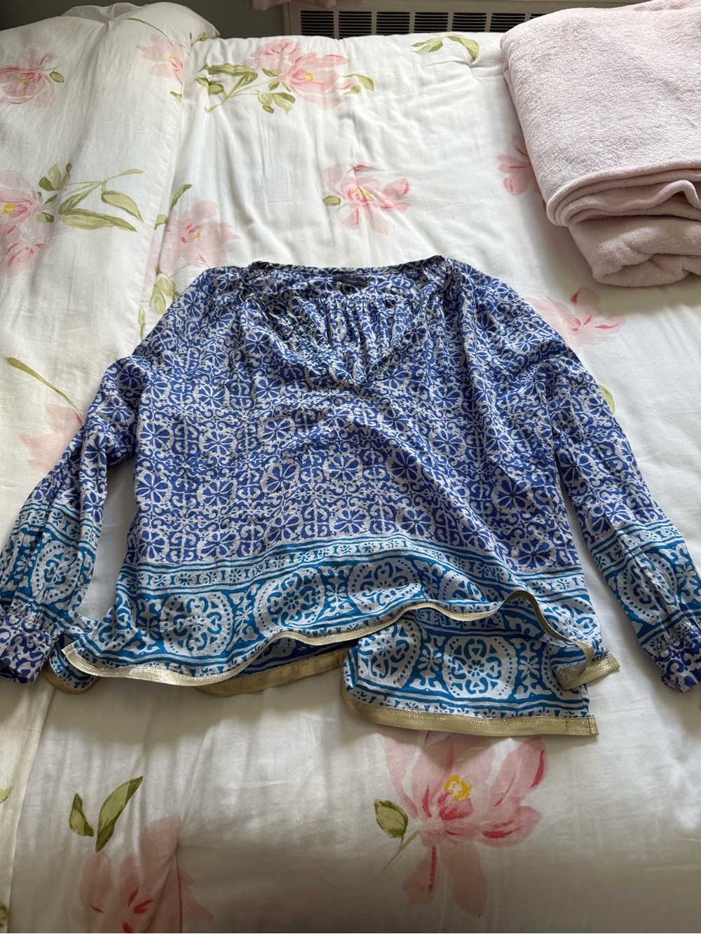 Bundle of 3 women’s floral tops, jcrew and free people size small